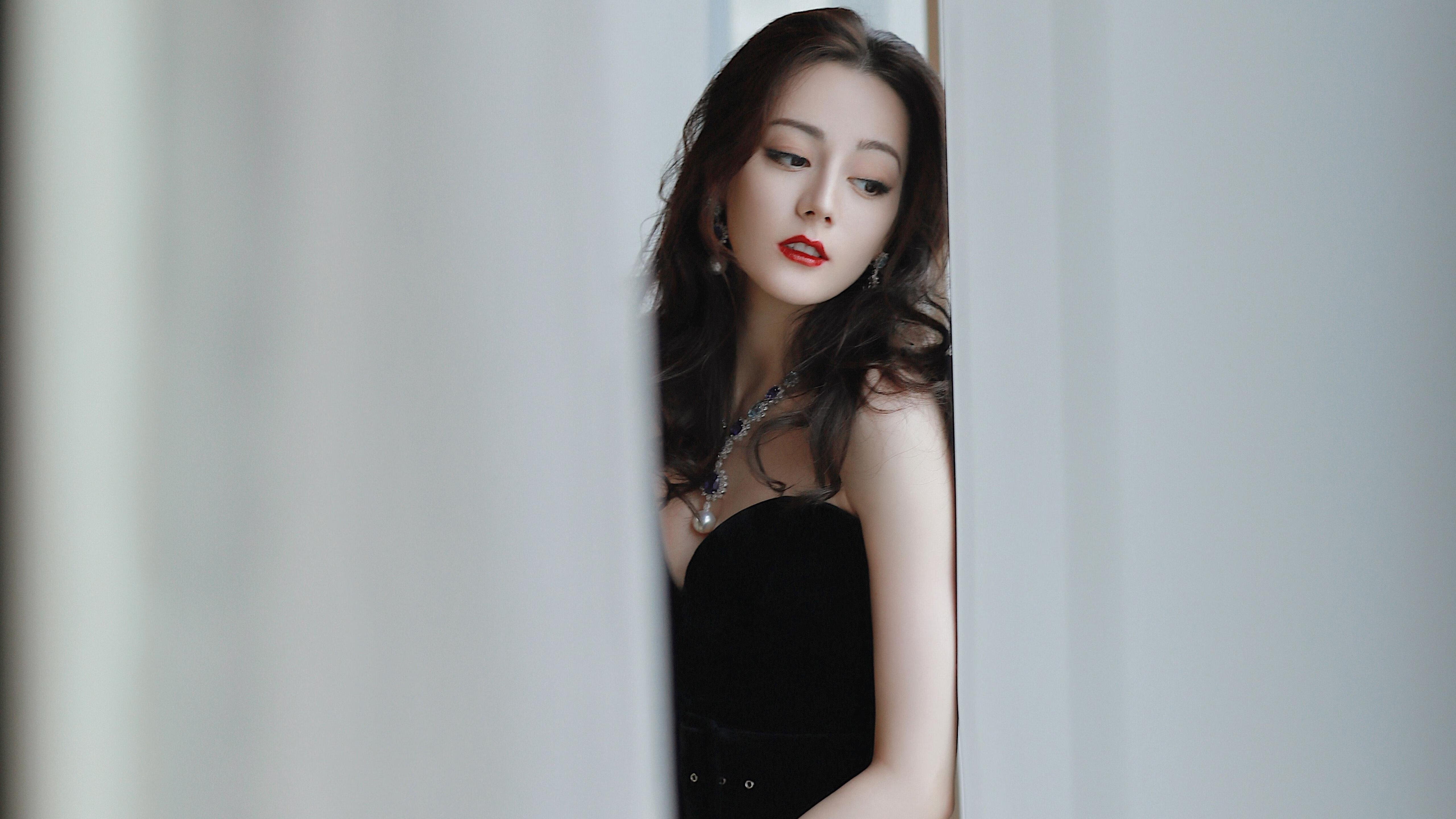 九游登录中心-克里斯塔尔宫对抗邓迪联，胜利之门渐近，克里斯塔尔里德