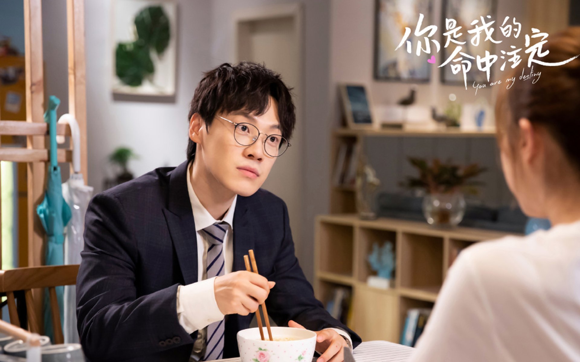 场馆座椅设计优化提升长时间观赛舒适度，体育场馆座椅品牌