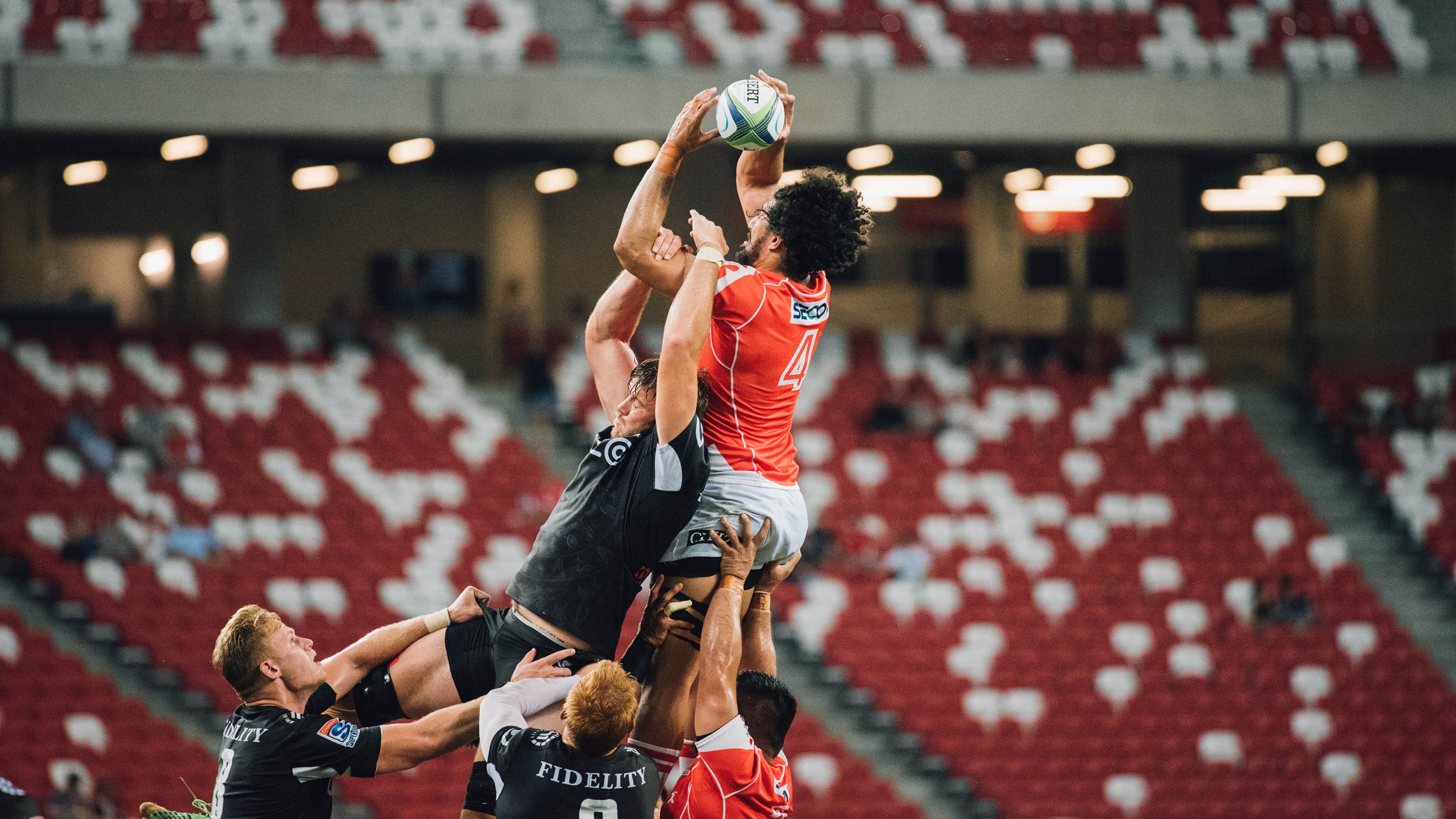 “意甲战事升温，冠军争夺愈发激烈”，意甲赛事集锦